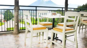 LEOS Hotel - Image 3