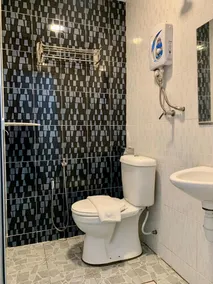 1 Orange Hotel Enstek - Image 2