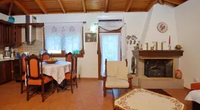NEFELI VILLA - Image 4