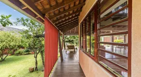 Peaceful 2BR Garden Bungalow - Image 5