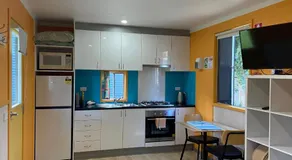 Beachcomber Caravan Park - Image 3