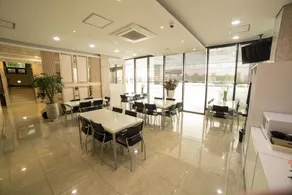 Reve Business Hotel Jeju - Image 3