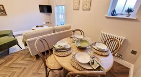 Elevated Space Apartments, Shipston on Stour - Image 5