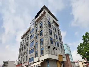 OYO 46997 Hotel Raj International - Image 5