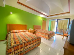 Hotel Florencia - Image 2