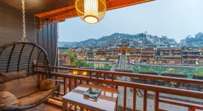 Fenghuang Sulv Yunzhu River View Homestay - Image 3