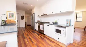 Summer House - Image 2