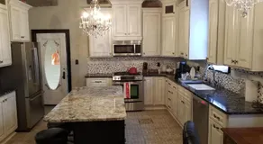 Historic Victorian Inn - Image 2