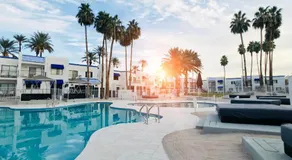 Serene Vegas Boutique Hotel Las Vegas - Image 2