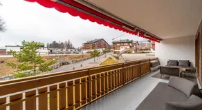 In the heart of Crans, fireplace and parking - Image 4