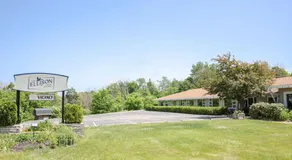 The Ellison Inn & Lounge - Image 5