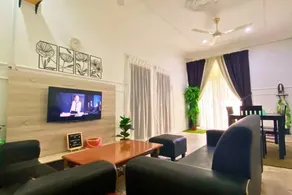 12pax Seri Skudai near UTM - Image 2