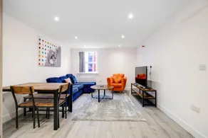 Modern 1 Bedroom Apartment Town Centre Camberley - Image 4