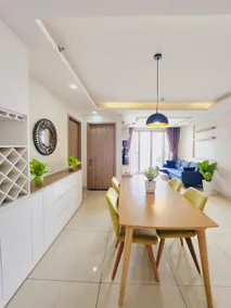 Scenic Valley Apartment - Image 3