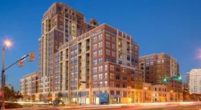Pentagon Luxe Apartments Arlington - Near DC - Image 5