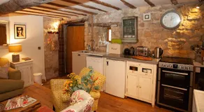 Popfosters Barn - Image 3