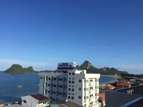 Prachuap Beach Hotel - Image 2