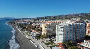 Modern apartment with a wonderful sea view - Image 3