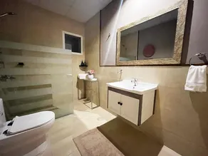 Brightful 4 Bedroom Villa Dubai - Image 5