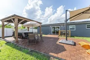 Orlando's Anime House - Image 3
