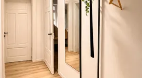Ferienwohnung Stadtnah & Grün Westparknähe Apartment - Image 2