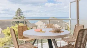 The Salty Seagull – ocean-view luxe! - Image 5