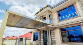 BBM Executive Lodge - Image 5