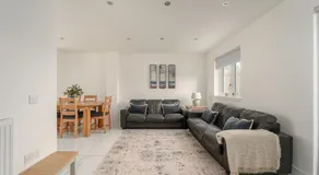 Heather Way Cosy 4 Bedroom House - Mayfield, Dalkeith - Image 2