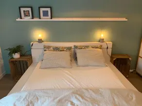 Room with private bathroom in a remodeled house in the center of Gent - Image 1