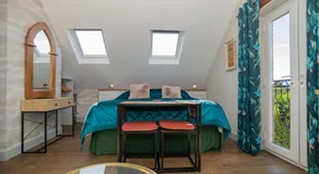 Garden View Apartment - Image 3