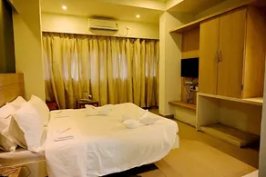 Hotel Western Tower - Image 2