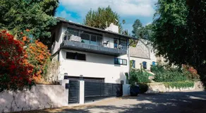 2BR Luxury Villa in West Hollywood with Private Pool - Image 2