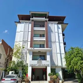 Herry Residence - Image 2