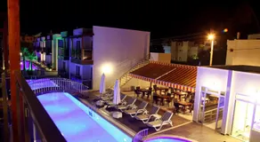 Siesta Garden Apart Hotel - Image 3