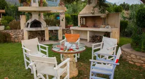 Ta Spitakia Tsarbopoulos - Image 3
