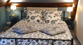 LE CHALET SUISS - Chambre Santorin - Image 2