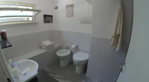 la petit maison - Image 2