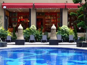 Babylon Hotel - Image 5