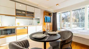 Uptown Hotel Apartments - Image 2
