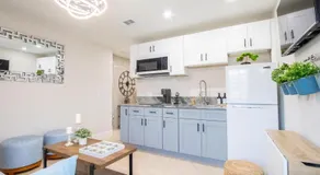Longwood Private Suite - Near Orlando - Modern, Private Entrance, Fast WiFi - Image 3
