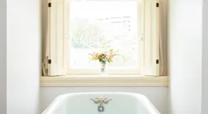 Rachael's Inner Harbor Boutique Inn - Image 2