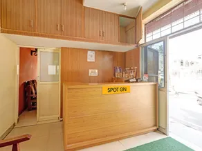 SPOT ON 811668 Shreyas Residency - Image 2