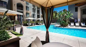 Woodland Hills Luxury Apt 2 bed CA - Image 3