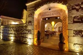 Safran Cave Hotel - Image 5