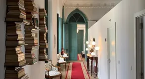 Ilha 12 Suites - Image 3