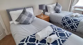 Contractors Home from Home - Image 2