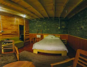 Kavan Residency gulmit - Image 2