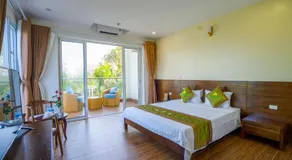 Hải Tiến Resort - Image 2