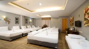 REYNAS THE HAVEN and GARDENS - Image 2
