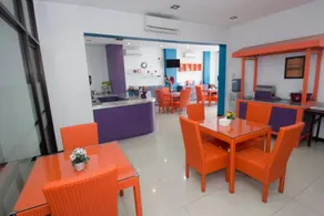 Oriza Hotel Surabaya - Image 2